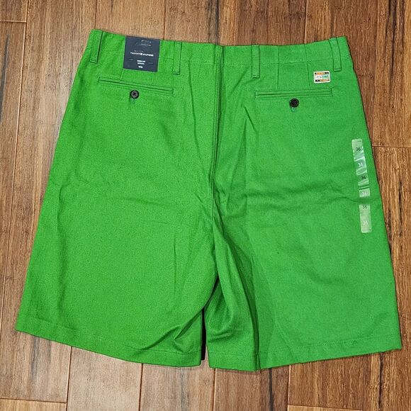 Tommy Hilfiger x Andy Warhol Lobster Bermuda Shorts Men's 36 Galvanic Green NWT - Picture 2 of 11